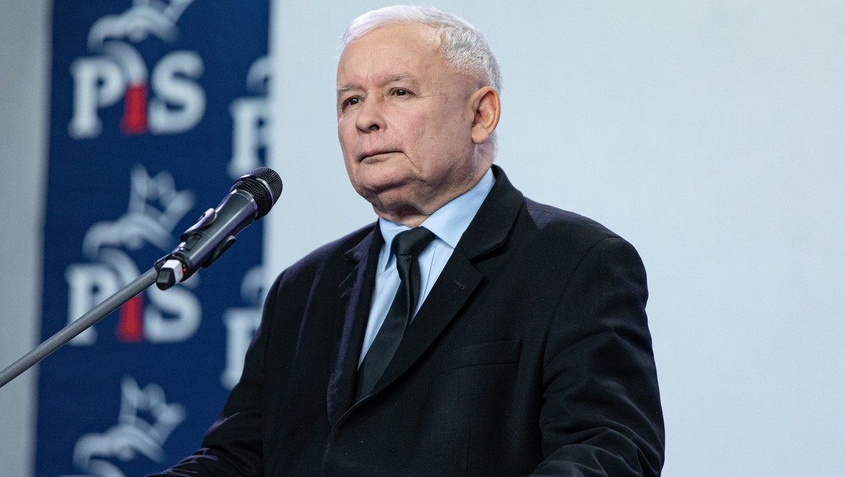 Jarosław Kaczyński inwigilowany przez ABW? "Od podsłuchów po obserwację"