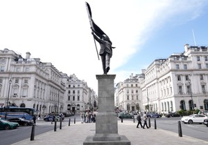 Statua je postavljena na prometnom trgu Vaterlu u centru Londona u sredu | Foto: PA Media