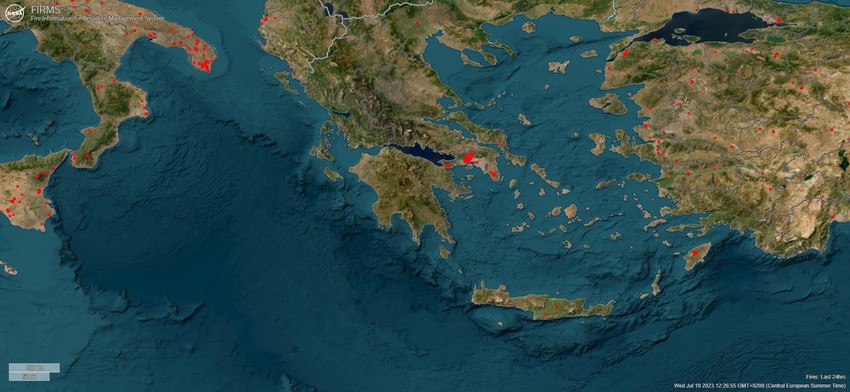 Mapa požara u Grčkoj: Najviše ima požara na Atici blizu Atine, a zabeleženi su i kod Volosa i na Eviji
