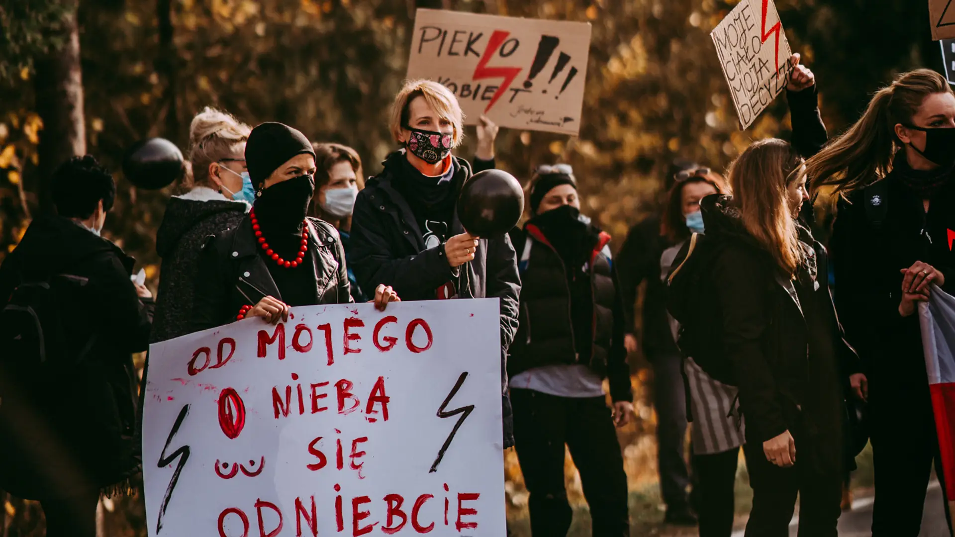 Parlament Europejski przyjął rezolucję ws. aborcji w Polsce. "Orzeczenie TK zagraża zdrowiu i życiu kobiet"