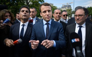 Francja: Poślizg w kampanii przedwyborczej – Macron przeciw Polsce