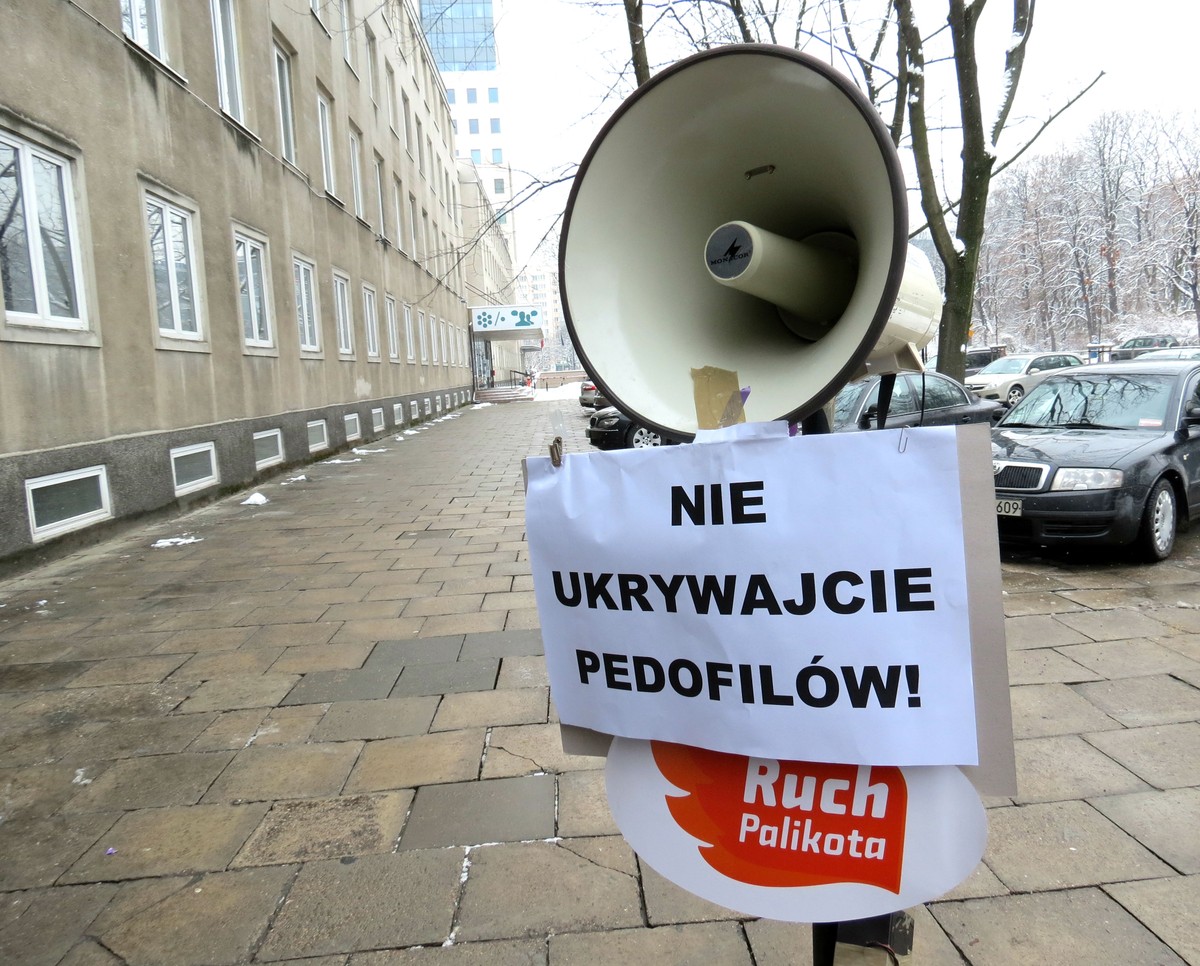 Źródło zdjęcia: blog posła Armanda Ryfińskiego (ryfinski.blog.pl)