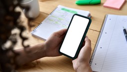 Zakaz telefonów w szkołach, nowe przepisy, które zmienią codzienność uczniów