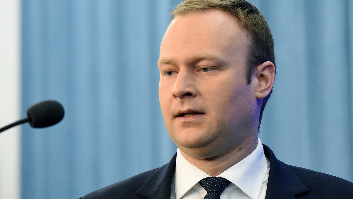 Rzecznik PiS Marcin Mastalerek ocenił, że szef Rady Europejskiej Donald Tusk powinien zabiegać o to, aby część pieniędzy z tzw. "planu Junckera" została przeznaczona na modernizację polskiego górnictwa. Tusk - stwierdził rzecznik PiS - powinien realizować polskie interesy.