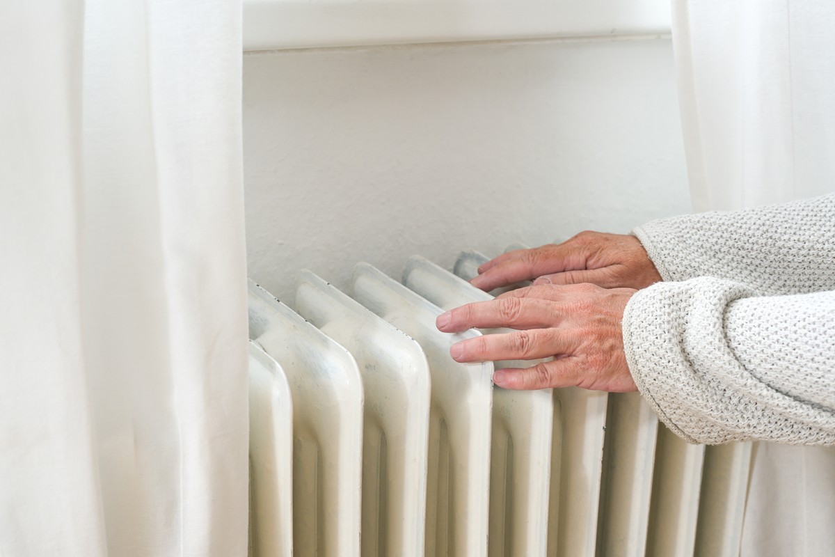 Najpierw koszt ogrzewania podwyższy nowy podatek, potem wydatki na inwestycję w ekologiczne źródło ciepła - nie gaz
