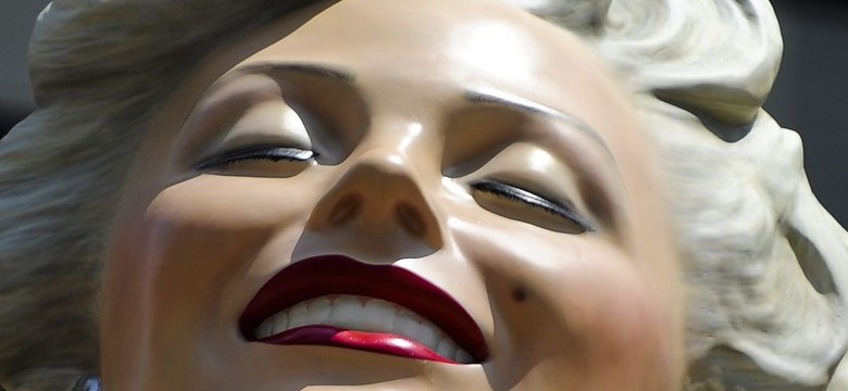 Zajrzyj Marilyn Monroe pod sukienkę