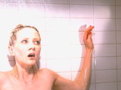 Powrót do motelu Batesa