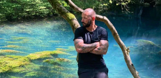 PRVO RUČAK, PA ONDA UDARCI IZ SVE SNAGE: Prevario je nevenčanu suprugu i ostavio je, a danas je Nikola Lakić maksimalno posvećen sinu! (Foto)
