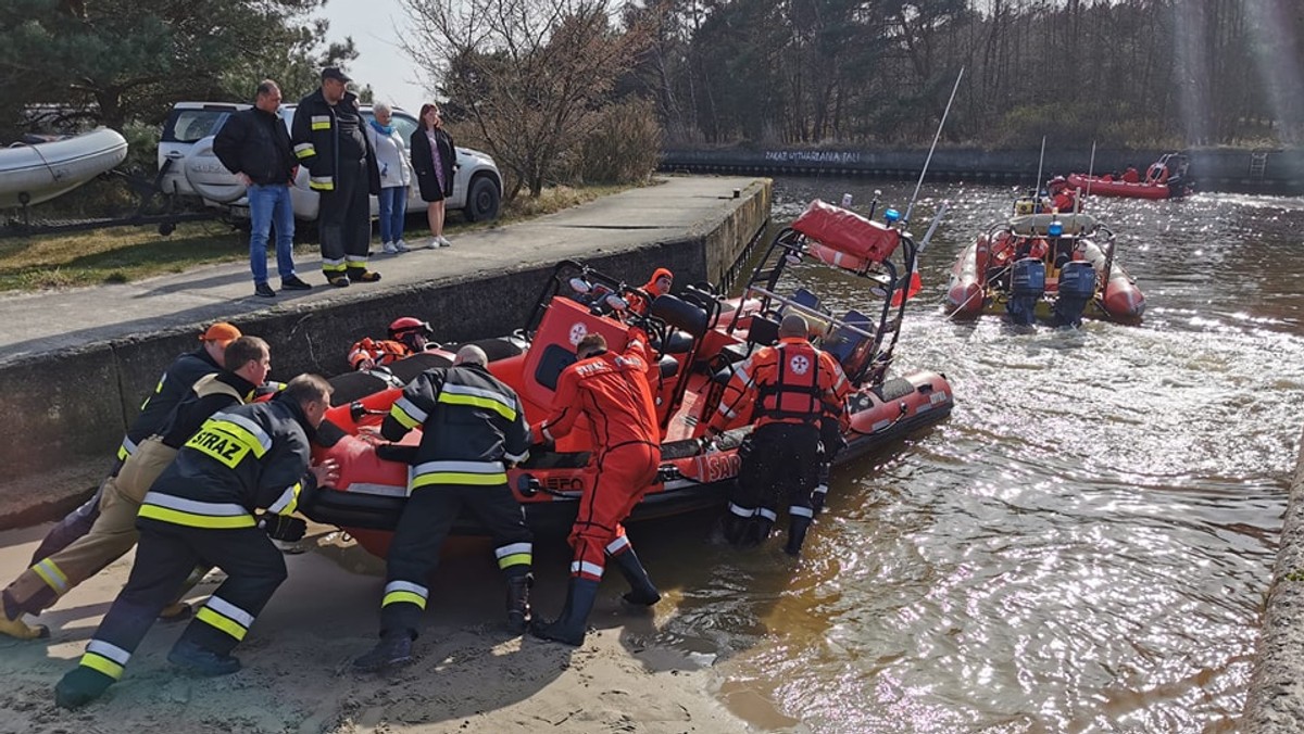 Akcja ratunkowa na Bałtyku. Syn reanimował ojca na pontonie