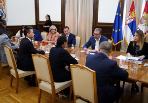 Aleksandar Vučić i Anet Kjobe