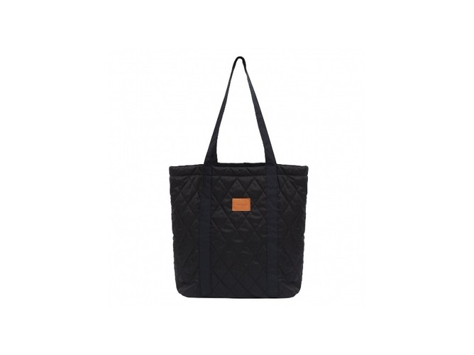 Prezenty pod choinkę dla kobiety - te rzeczy na pewno ją ucieszą