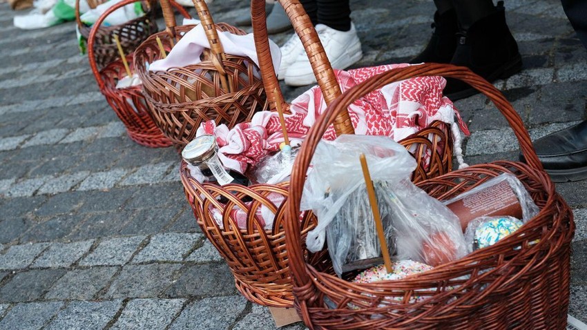 Uskrs su proslavili i pravoslavni vernici u ukrajinskom gradu Kramatorsk, udaljenom manje od 15 kilometara od ruskih trupa, uprkos prekršenom primirju | Foto: María Senovilla/EPA/Shutterstock