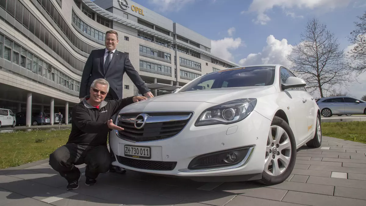 Felix Egolf ustanowił rekord przejazdu Oplem insignia