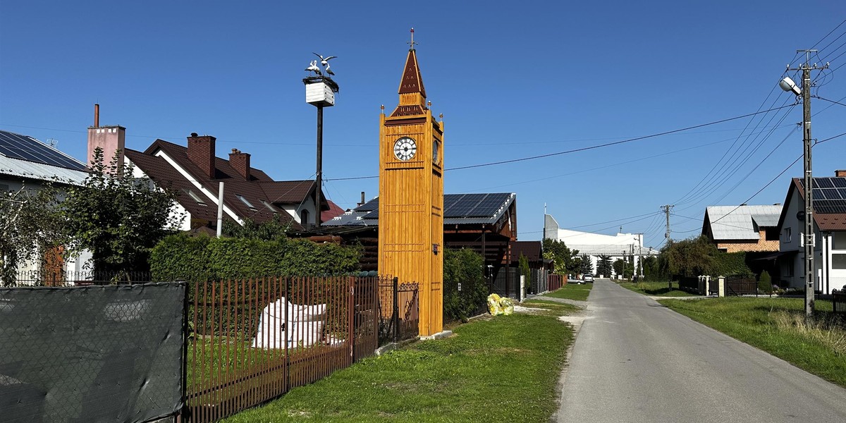 Londyński Big Ben w Jadachach.