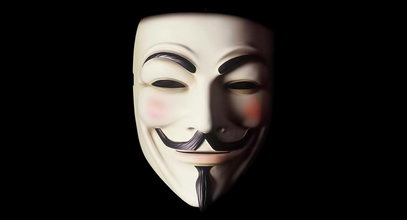 Hakerzy z Anonymous zabrali się za aferę "Pandora Gate". Pokazali, kogo prześwietlają