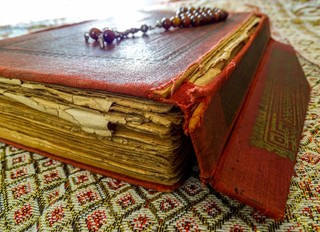 Najstarszą, nieznaną wersję polskiego przekładu Koranu wydadzą filolodzy z Torunia