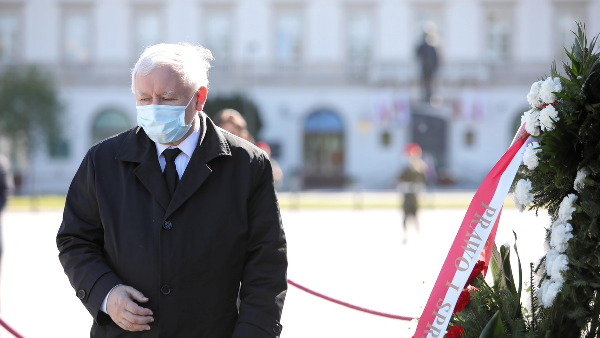 W warszawskim kościele seminaryjnym odprawiona została msza św. w intencji ofiar katastrofy smoleńskiej. Uczestniczyli w niej m.in. prezes PiS Jarosław Kaczyński oraz premier Mateusz Morawiecki.