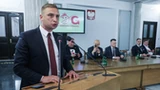 Duda ułaskawił Bąkiewicza. Kara za atak na Babcię Kasię częściowo umorzona