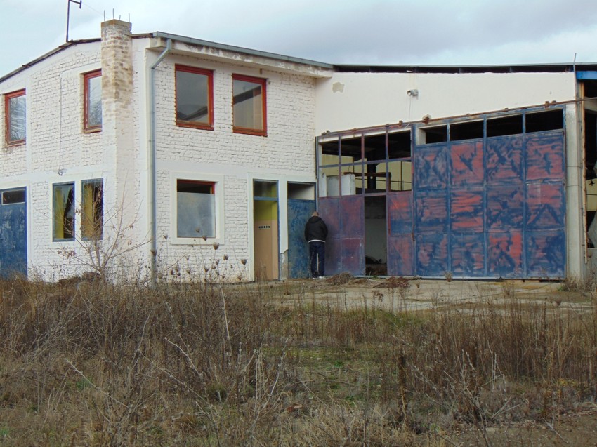 Potraga za nestalom Monikom i Malčanskim berberinom po selima oko Knjaževca