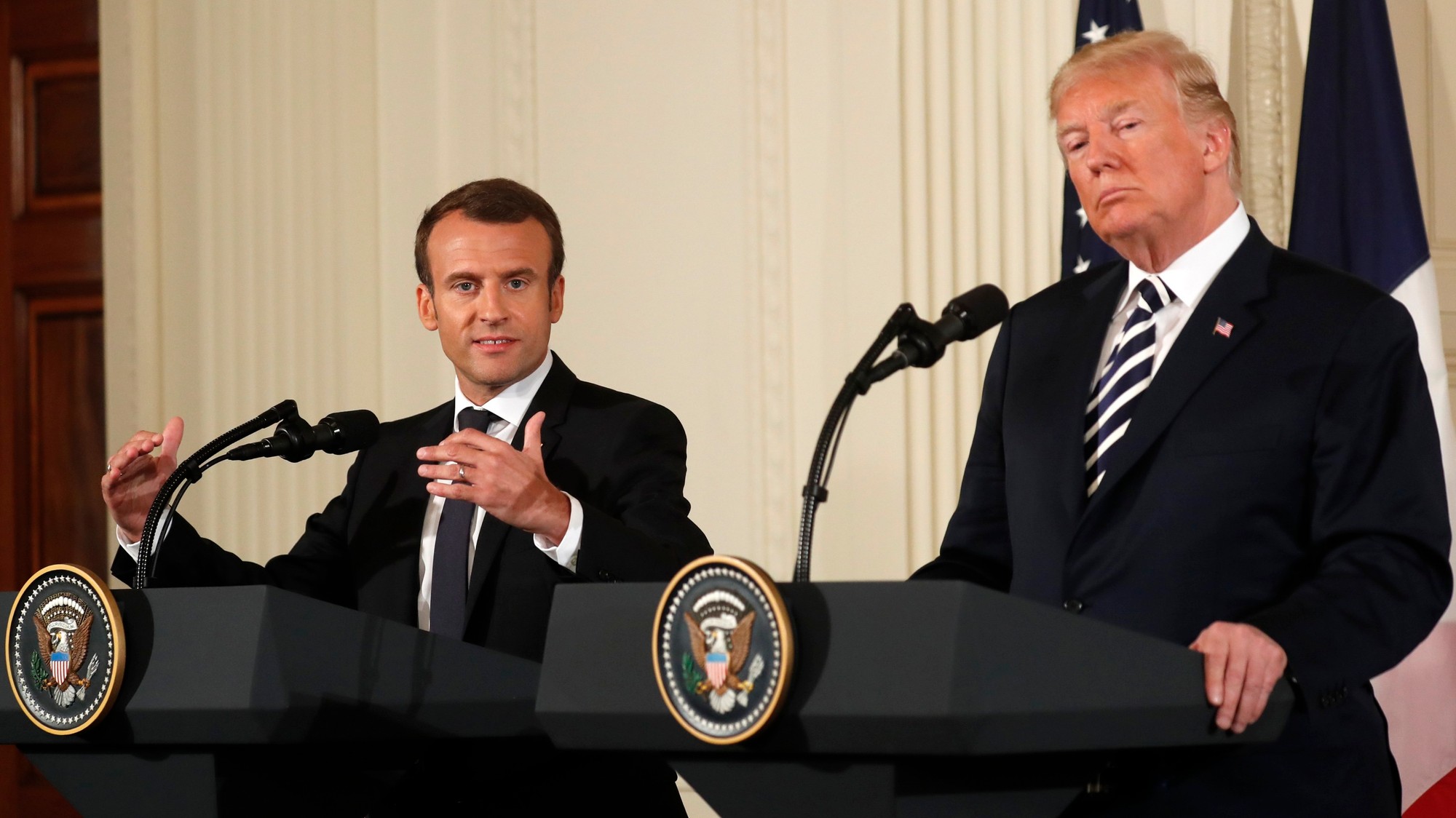 Emmanuel Macron a Donald Trump na spoločnom stretnutí