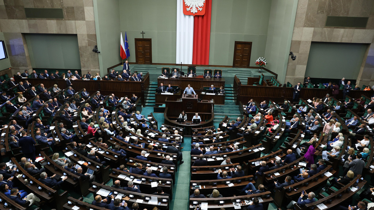 Sejm wypłaci odprawy posłom, którzy stracili mandaty. Pokaźne kwoty