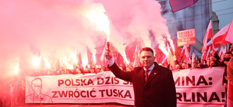 Jest wniosek o ściganie Sławomira Mentzena. Chodzi o racę na Marszu Niepodległości