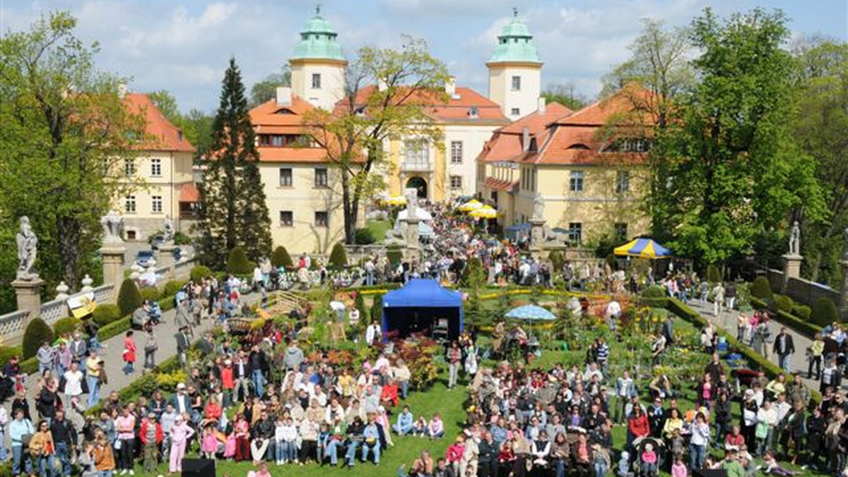 W dniach 16-18 sierpnia na zamku Książ pod Wałbrzychem odbędzie się I Dolnośląski Festiwal Tajemnic. To największe w Polsce spotkanie poszukiwaczy skarbów, tropicieli zagadek przeszłości i miłośników historii oraz niezwykłe wydarzenie historyczno-popularnonaukowe, skierowane przede wszystkim do fascynatów dawnych dziejów, osób spragnionych wiedzy i poszukiwaczy przygód.