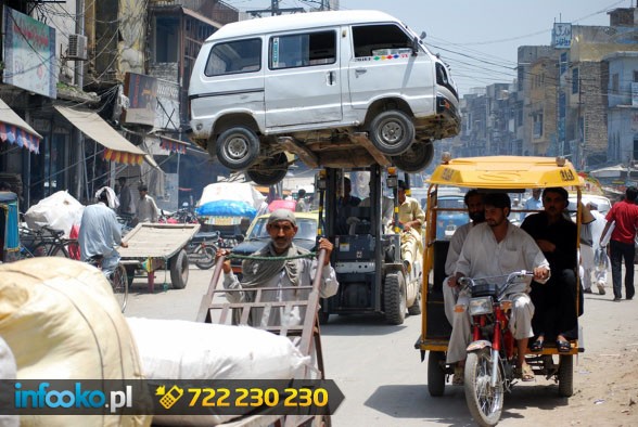 Rawalpindi transport auta na Raja Bazar