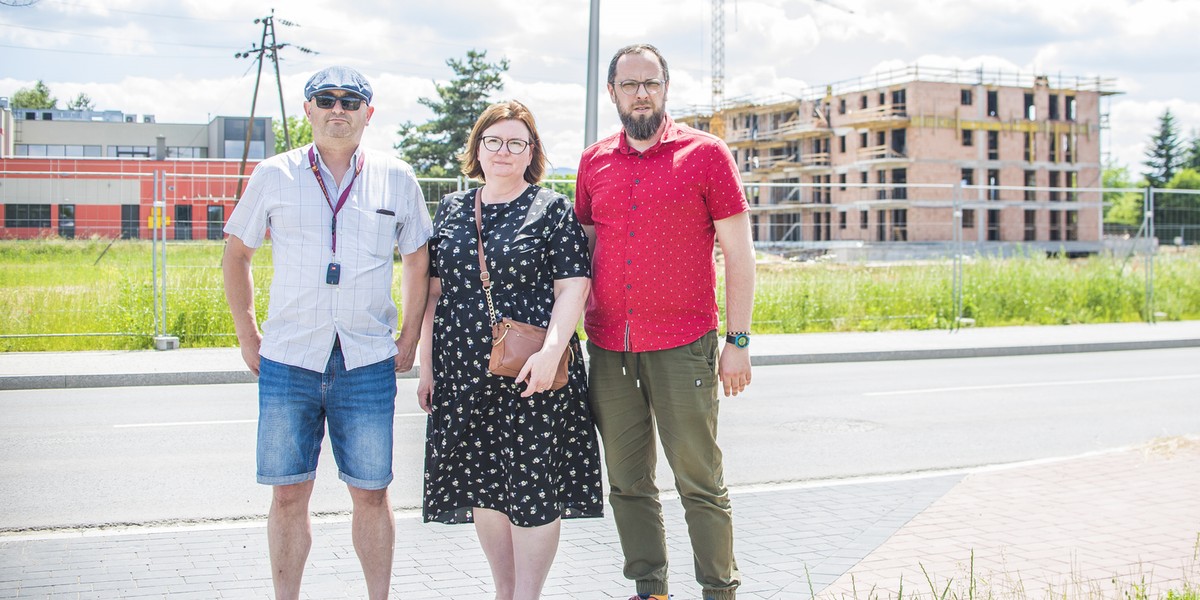 Mieszkańcy protestują przeciwko budowie spalarni odpadów. 