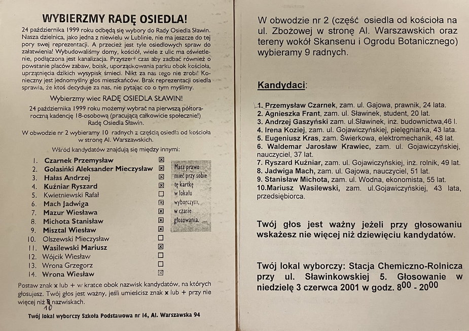 Ulotki z kandydatami do rady osiedla Sławin. Z lewej ulotka z 1999 r., po prawej z 2001 r.
