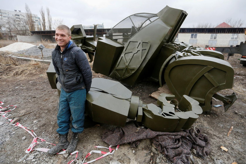 Dwóch ukraińskich pasjonatów stworzyło rzeźby transformersów