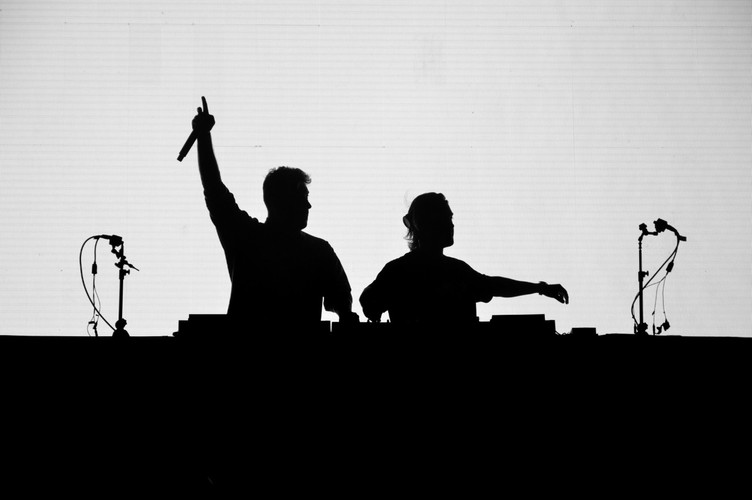 Axwell Ingrosso podczas Orange Warsaw Festival. 2 czerwca 2018