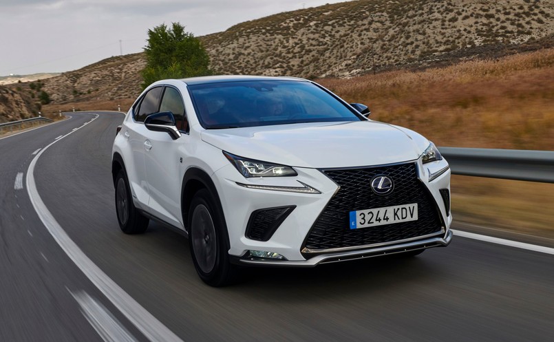 Lexus NX 300h F SPORT