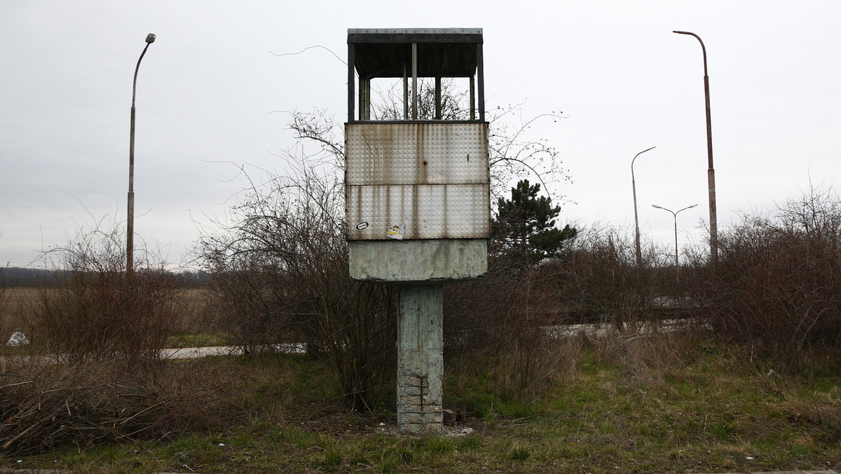 The Wider Image: Europe's abandoned border posts