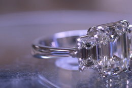 Tak powstał pierścionek za ponad miliard złotych z 7-karatowym diamentem