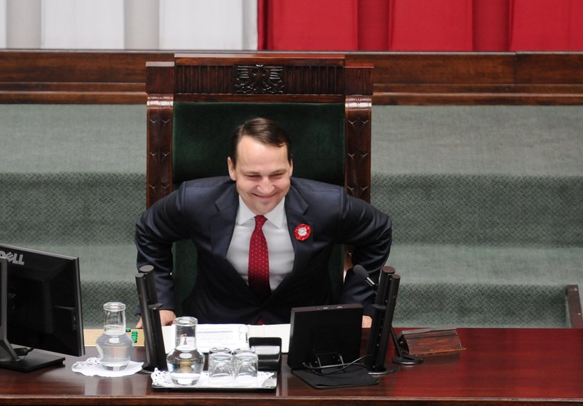 Radosław Sikorski zadowolony