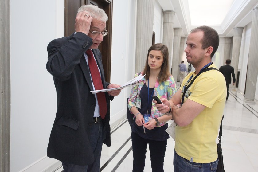 Poseł Dorn i dziennikarze Faktu