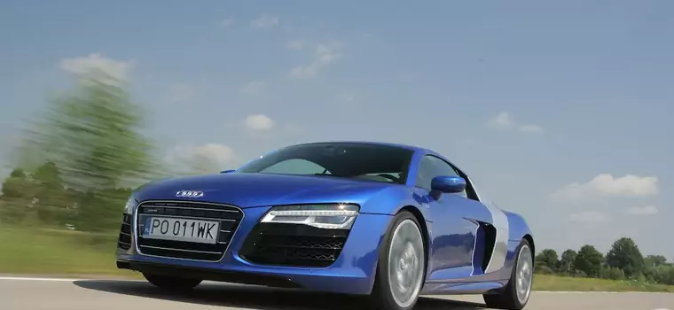 Jak jeździ 525-konne Audi R8?