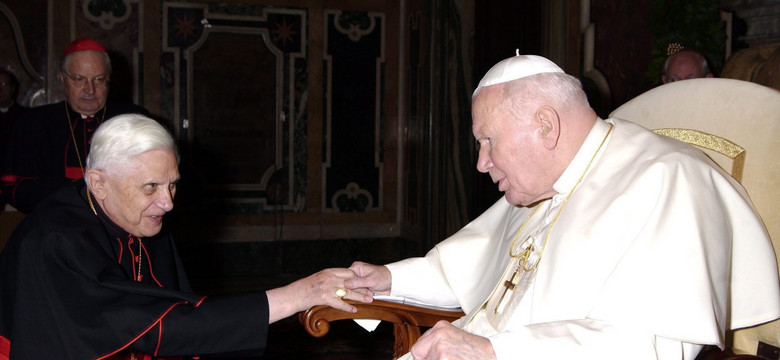 Papież-emeryt Benedykt XVI nie żyje. Kardynał Dziwisz zabrał głos...