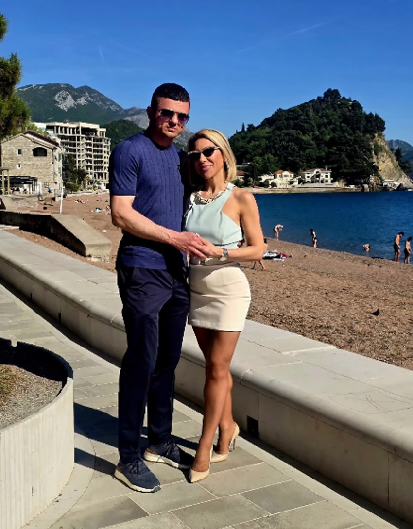 Jovana Jeremić slavi 6 meseci veze