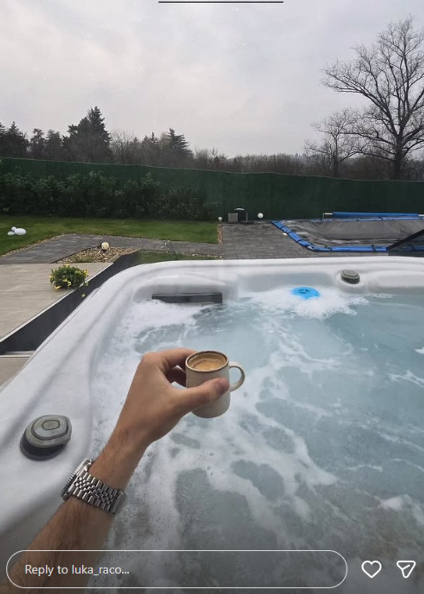 Luka Raco pokazao mišiće