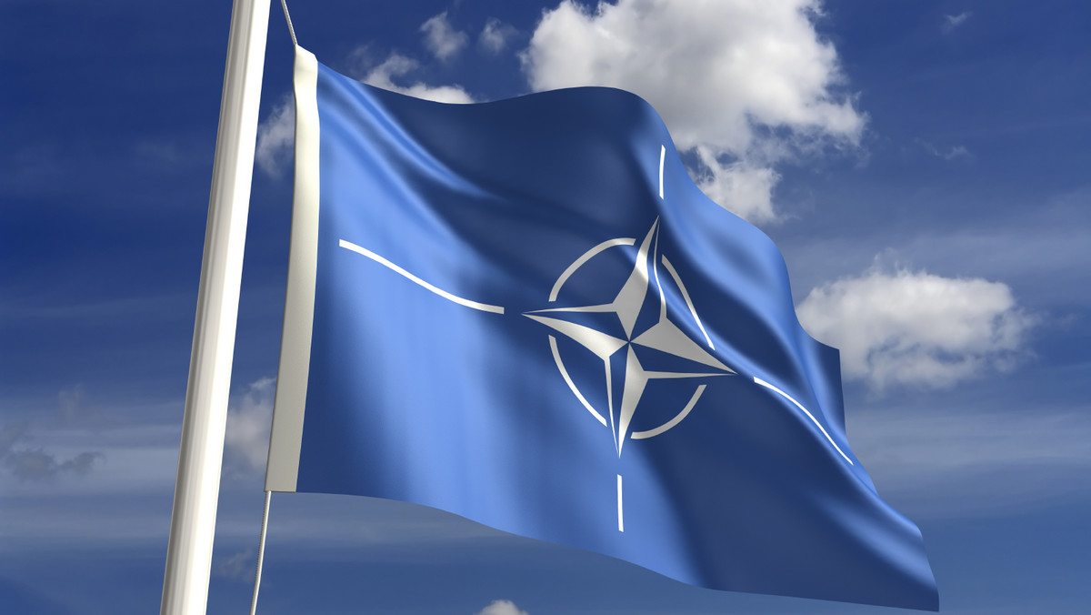 Tylko cztery kraje wydały w 2017 roku co najmniej 2 proc. PKB na obronność - wynika z przedstawionego dzisiaj dorocznego raportu NATO. W grupie tej pierwszy raz od 2015 roku nie ma Polski.