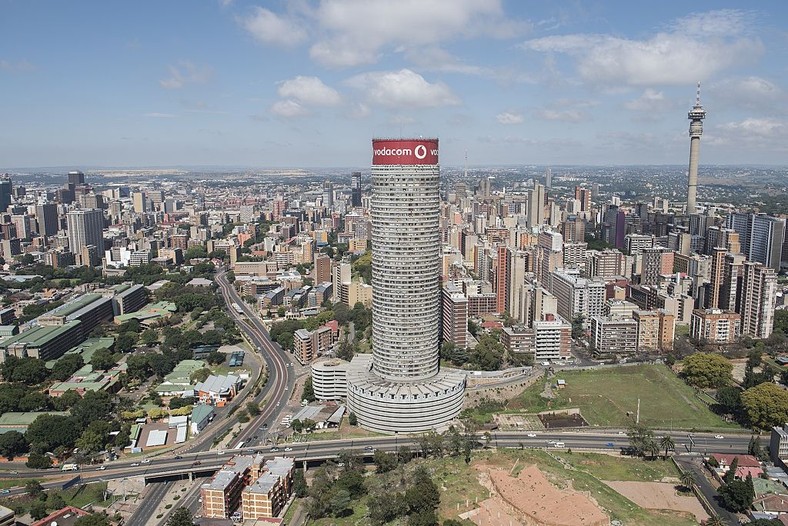 Widok na Ponte City w pełnej okazałości