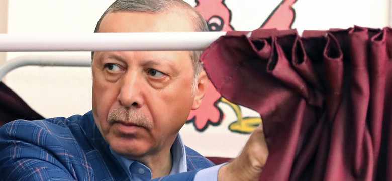 Prezydent Turcji zadowolony. Erdogan: Wynik referendum jest jasny