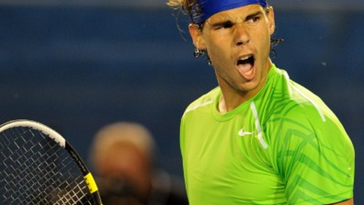 Rozstawiony z numerem pierwszym Hiszpan Rafael Nadal przegrał gładko Niemcem Philippem Kohlschreiberem 3:6, 4:6 w ćwierćfinale turnieju tenisowego ATP Tour na trawiastych kortach w Halle (z pulą nagród 750 tys. euro).