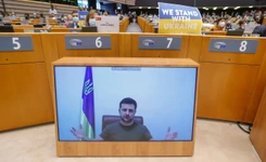 Zełenski w PE: Udowodnijcie, że jesteście Europejczykami