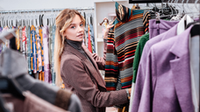 Itt van 2025 új trendje, a No-Buy: Te kibírnád egy évig shopping nélkül?
