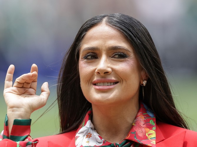 Salma Hajek na otvaranju Svetskog prvenstva u fudbalu