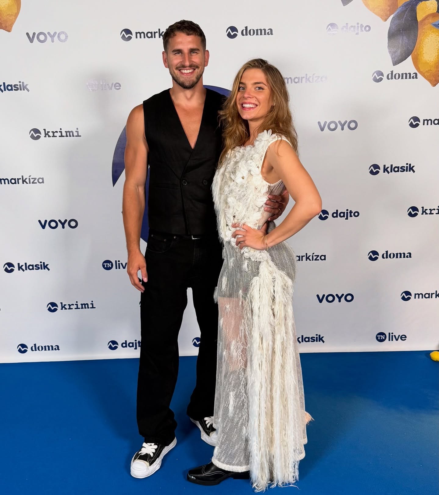 Moderátori Marek Polomský a Simona Ondrušková.