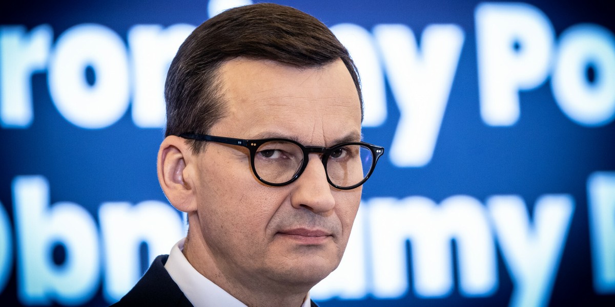 Premier Mateusz Morawiecki w czasie konferencji na temat drugiej tarczy antyinflacyjnej